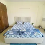 Advai\'S Cozy Corner